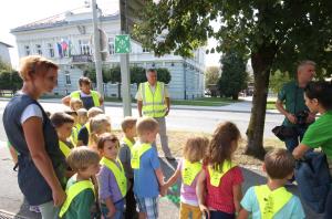 EVROPSKI TEDEN MOBILNOSTI POHOD Z OTROKI  10  FOTO ARHIV VRTCA